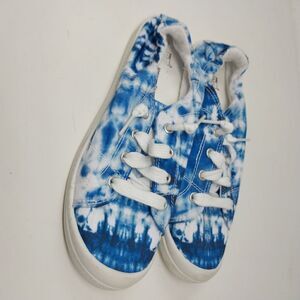 Blue tie dyed slip on sneakers. Size 6.5.